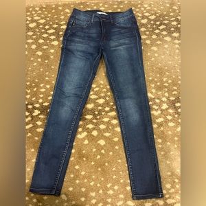 KanCan dark wash skinny jeans